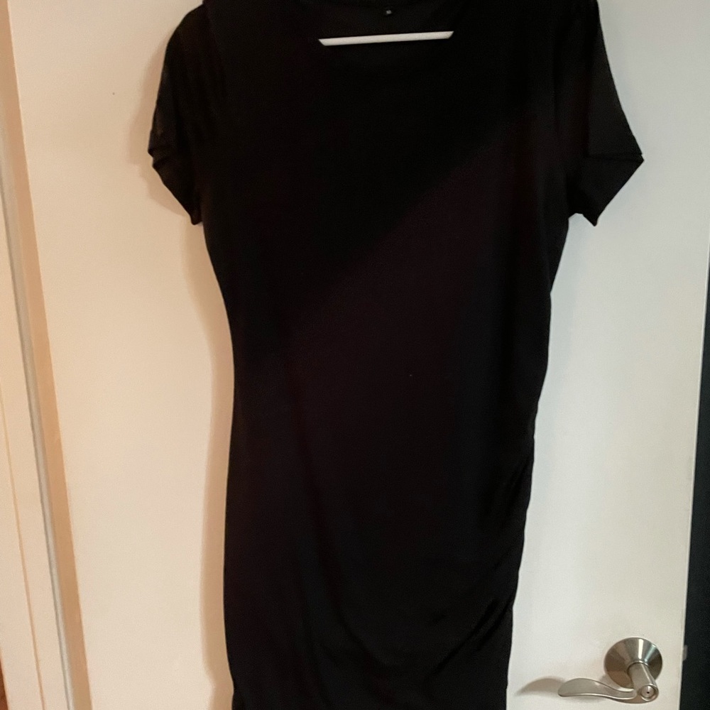 Black fitted t shirt dress